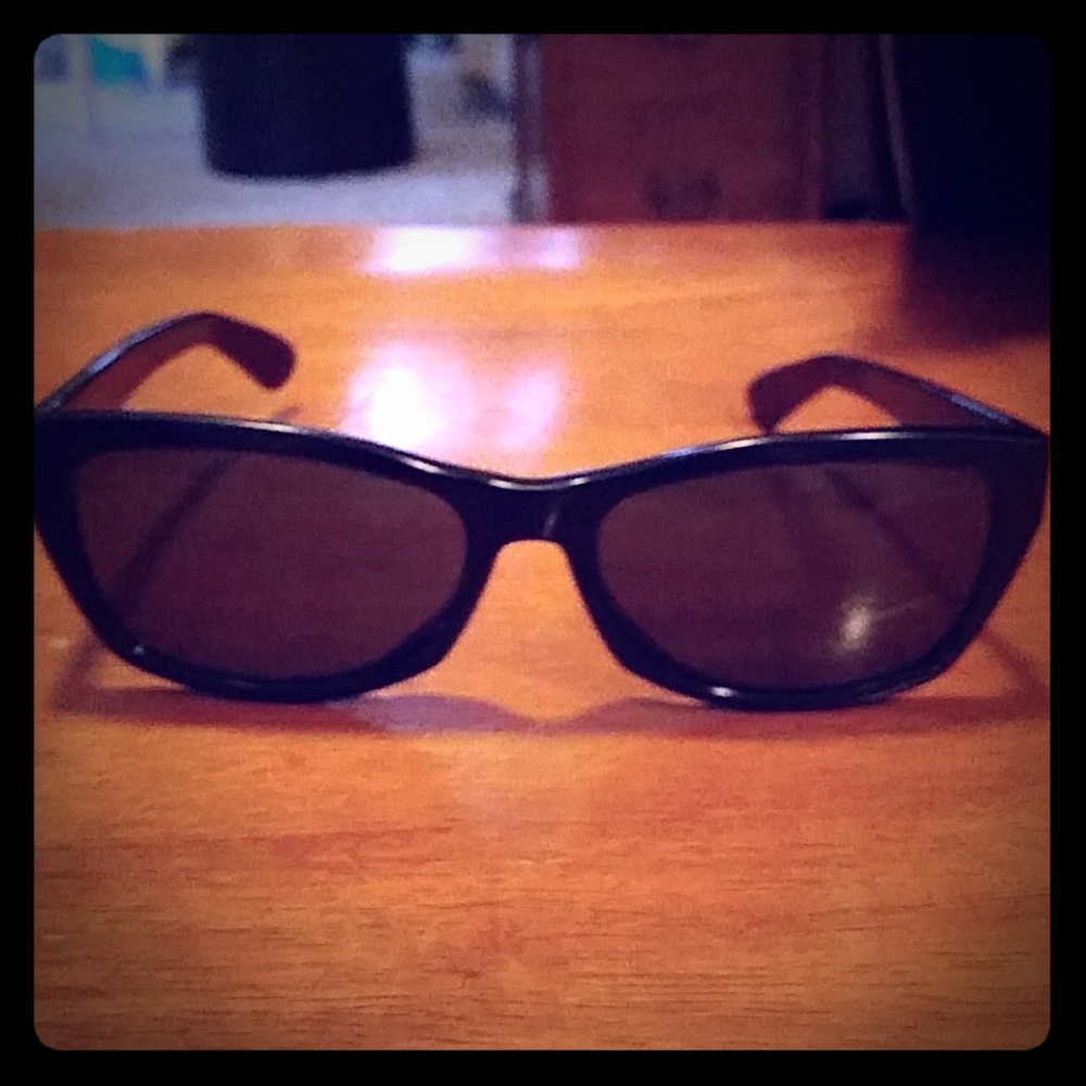 Vintage 1960's Ray ban's Dylan-esque style. Men's.